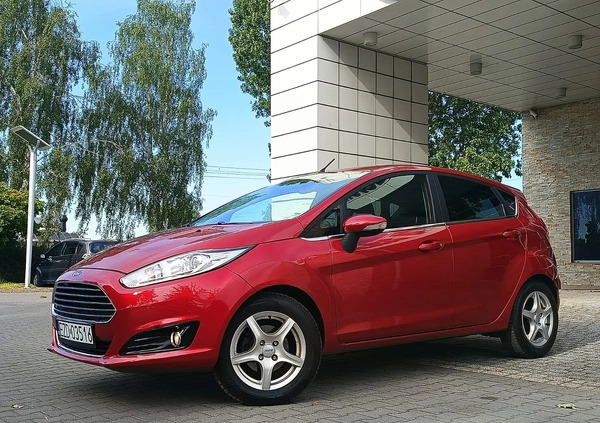 Ford Fiesta cena 29900 przebieg: 132000, rok produkcji 2015 z Lipsk małe 254